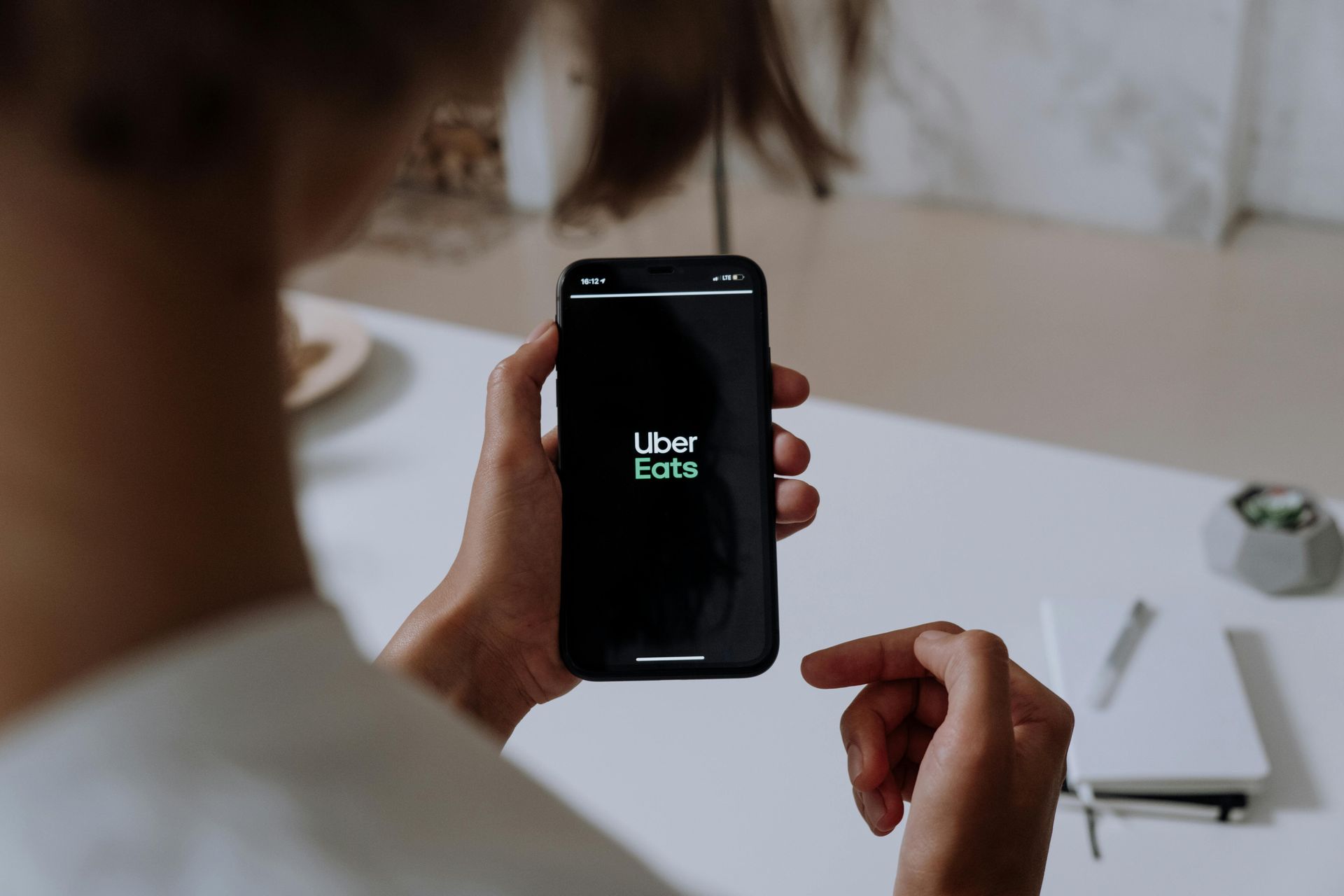 Why Uber and Lyft Drivers Should Seek Chiropractic Care After Car Accidents