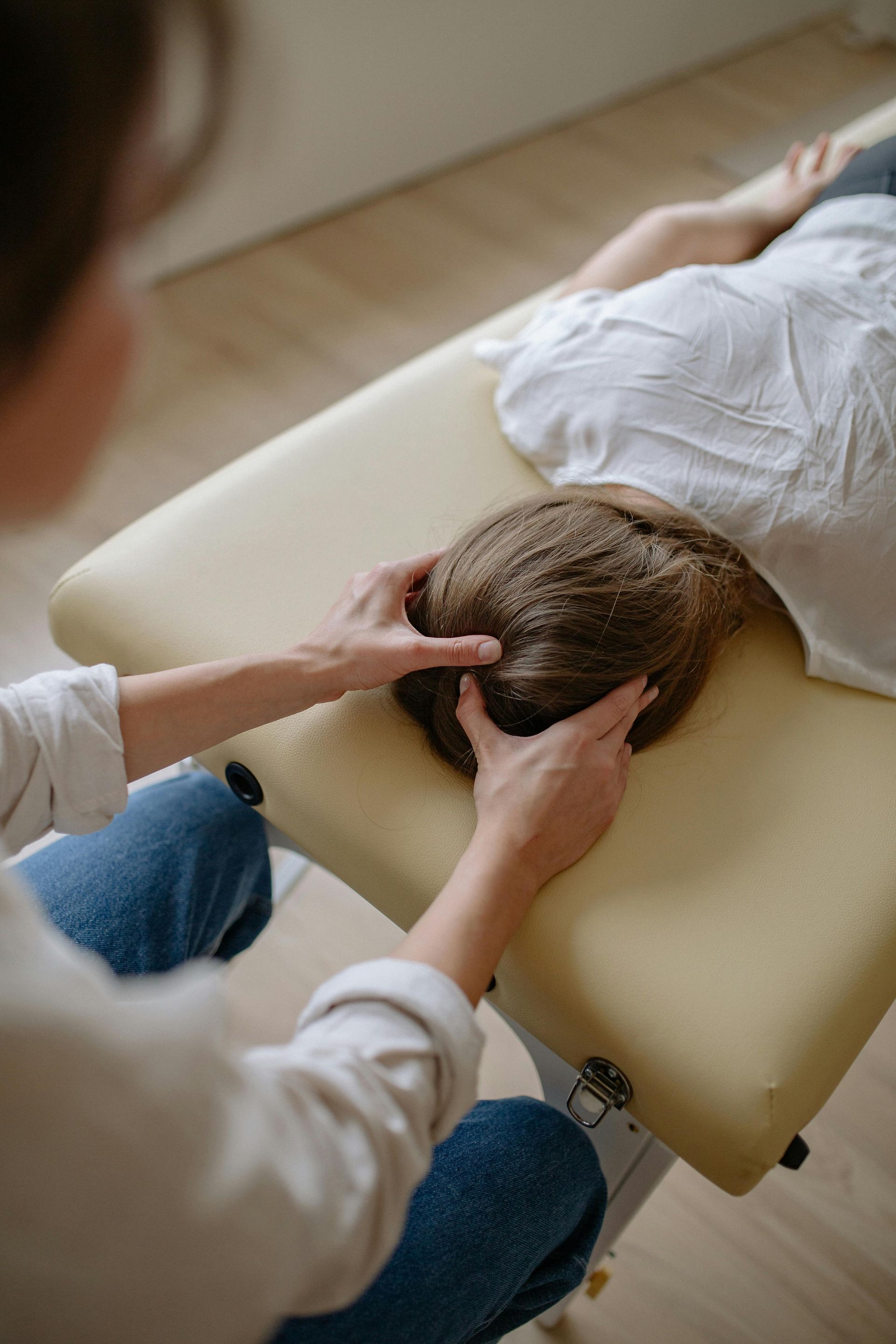 Why Visiting a Chiropractor in Kingwood Can Improve Your Health